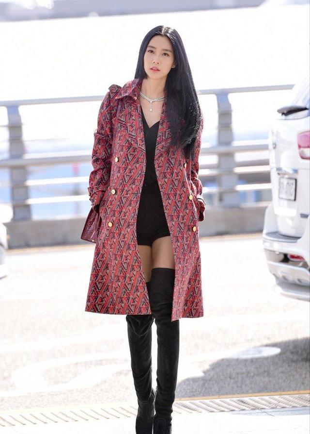第三